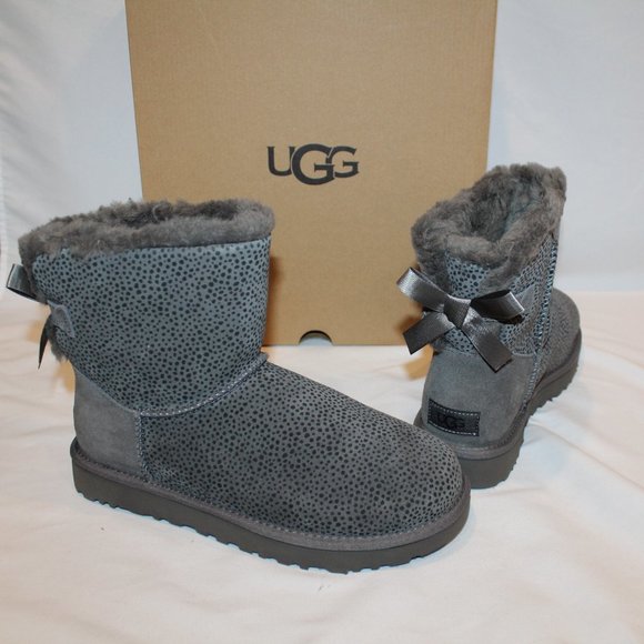 NIB UGG WOMEN'S CHEETAH BAILEY‎ BOW MINI SUEDE SHEARLING LINED ANKLE BOOT… - Picture 1 of 8